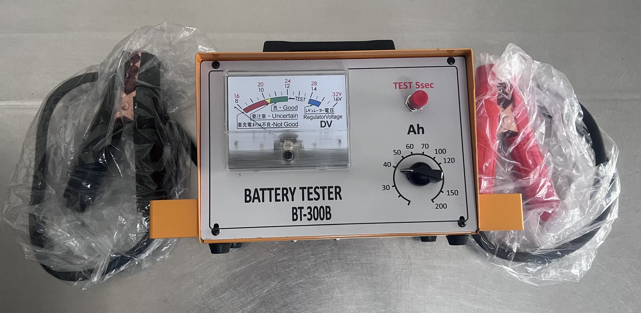 thiết bị kiểm tra ắc qui xe hơi